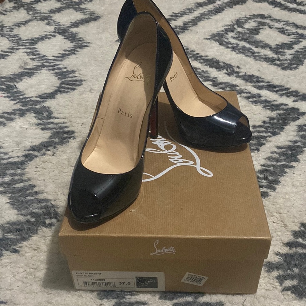 Christian Louboutin Black Patent Flo Peep Toe - 37.5